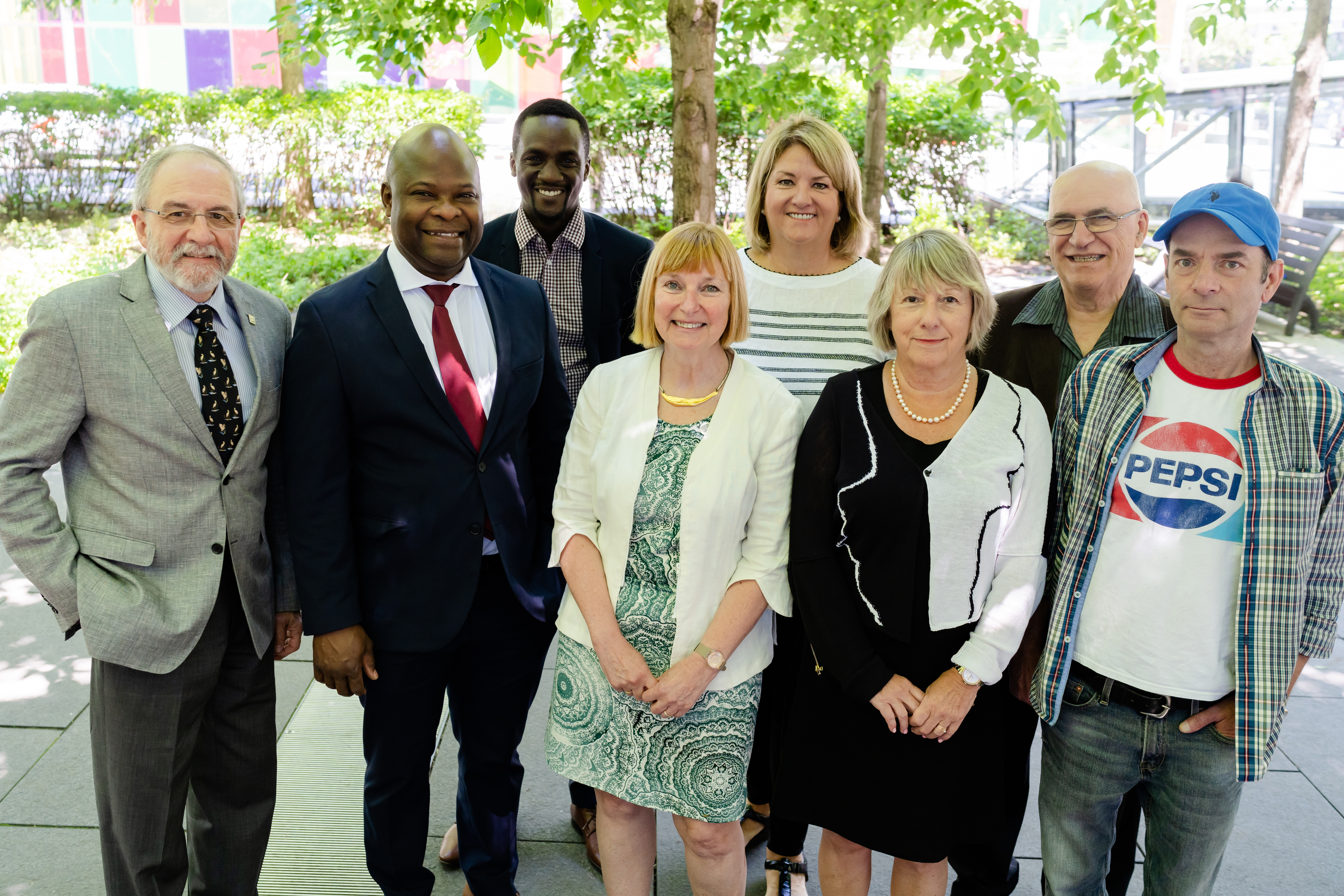 Christian Champagne, président, Hubert M. Makwanda, M’Baye Diagne, Marie-France Raynault, Sylvie Crispo, Lise Guillemette, André Giroux et Sylvain Labrecque. (Absente de la photo: Danielle Fournier)