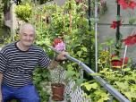 « Les fleurs et les plantes sont ma passion! » Hasan Selmoni, aux habitations André-Grasset