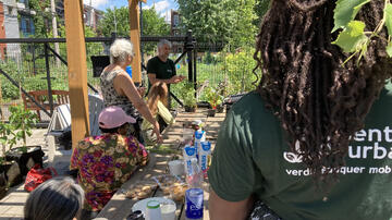 Les membres du Club Fleurs et Jardins sont invités à participer à des visites guidées ou à des ateliers horticoles.