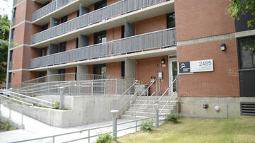 Après deux ans de travaux intensifs, les habitations De Maisonneuve ont été rénovées et accueillent déjà de nouveaux locataires. 