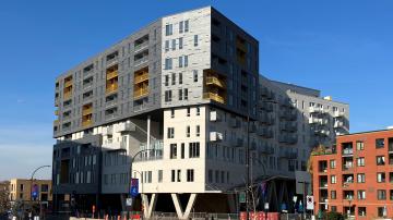 La Résidence Des Ateliers complète la revitalisation de l’espace anciennement occupé par les ateliers municipaux de Montréal.